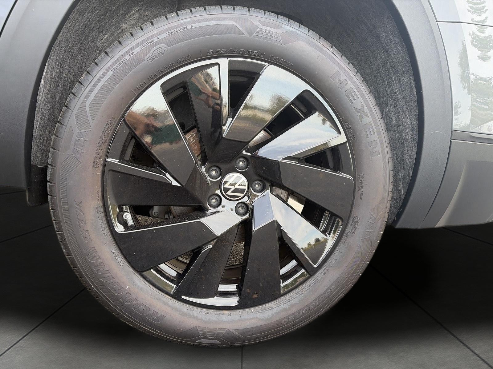 2026 Volkswagen Atlas 2.0T SE w/Technology 4MOTION