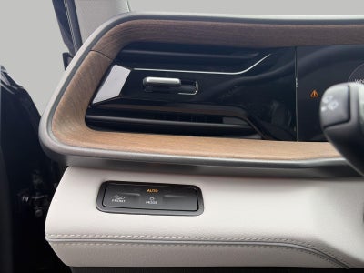 2027 Volkswagen Atlas SE w/Technology 4MOTION