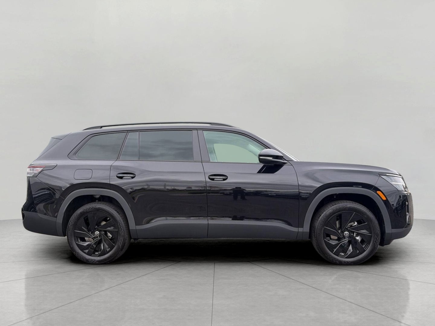 2027 Volkswagen Atlas SE w/Technology 4MOTION