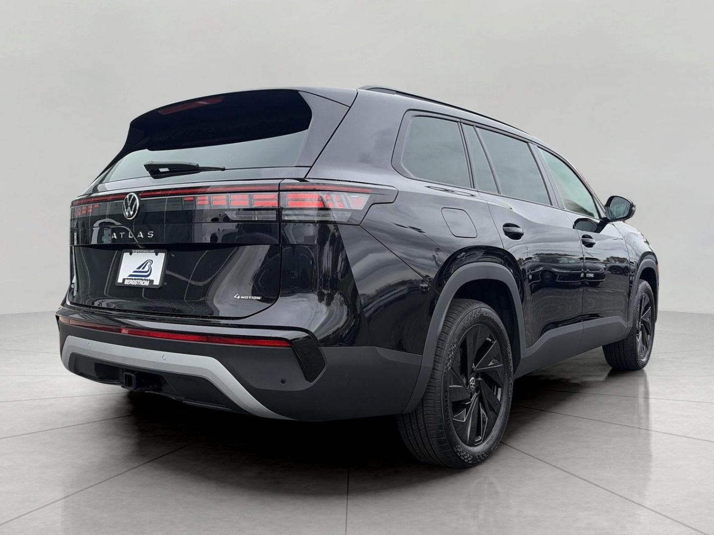 2027 Volkswagen Atlas SE w/Technology 4MOTION