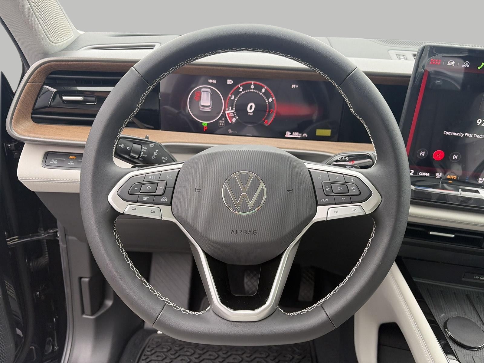 2027 Volkswagen Atlas SE w/Technology 4MOTION