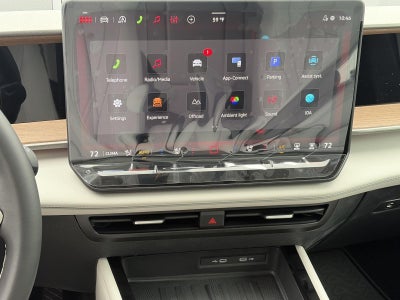2027 Volkswagen Atlas SE w/Technology 4MOTION