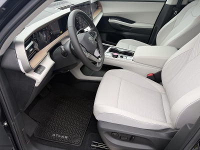 2027 Volkswagen Atlas SE w/Technology 4MOTION