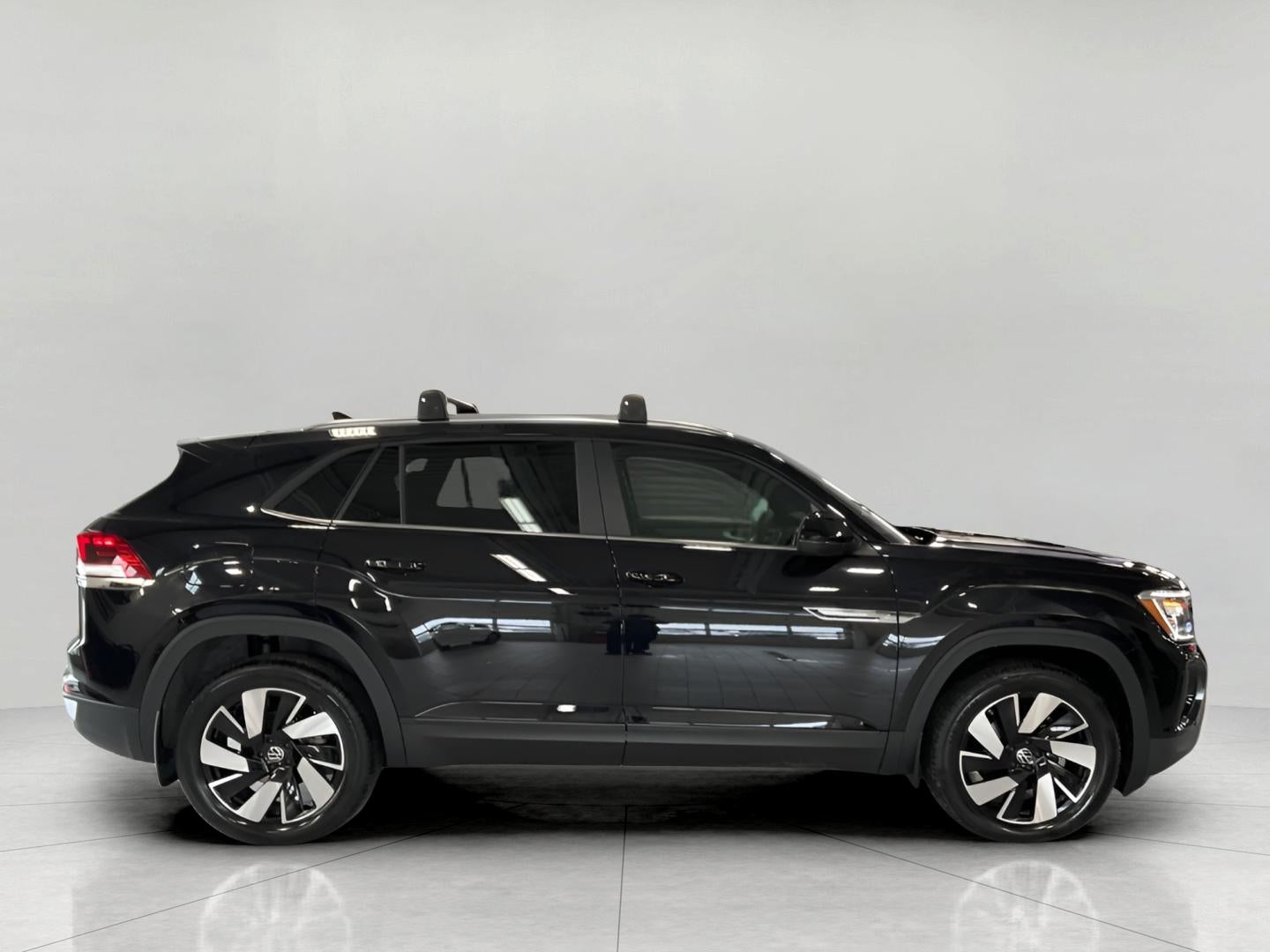 2026 Volkswagen Atlas Cross Sport 2.0T SE w/Technology 4MOTION