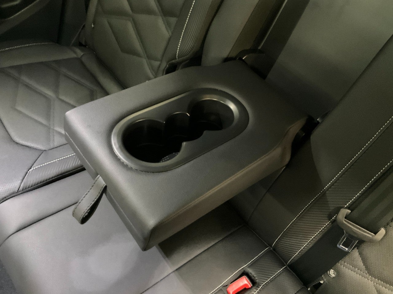 2026 Volkswagen Atlas Cross Sport 2.0T SE w/Technology 4MOTION