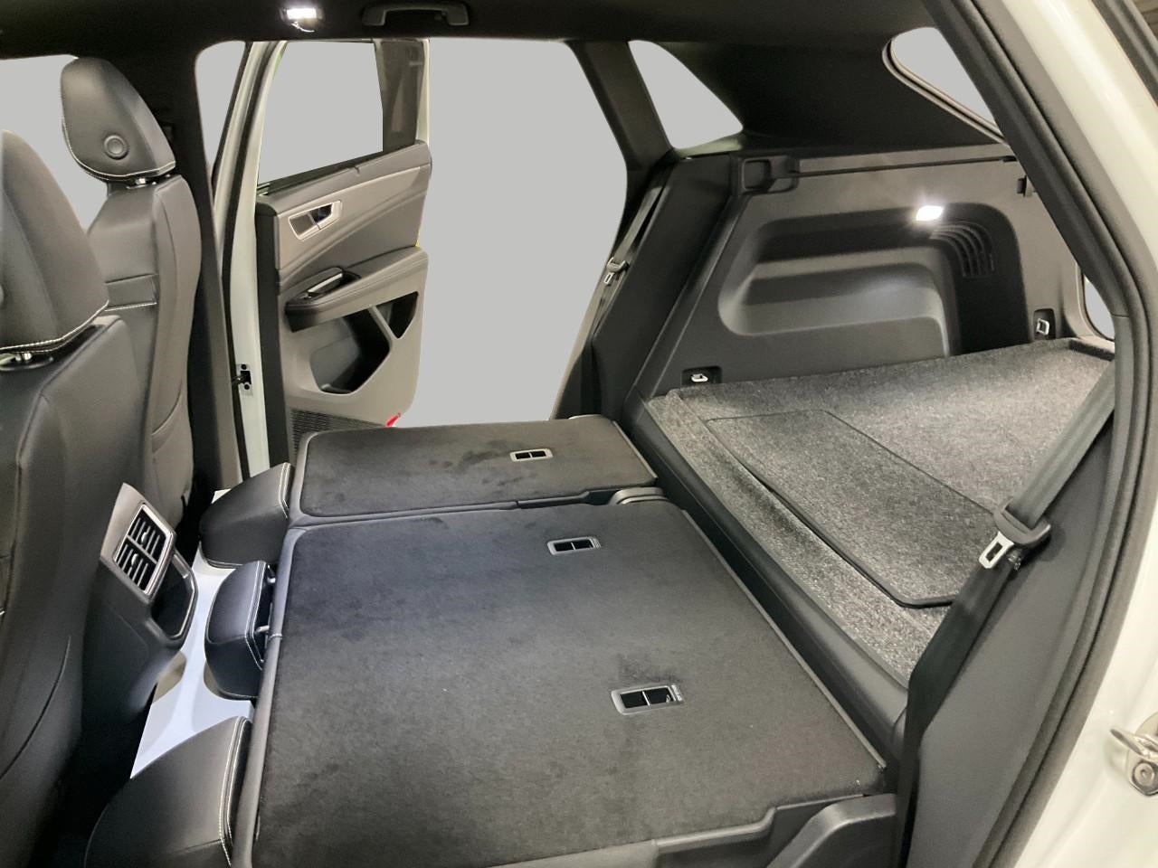 2026 Volkswagen Atlas Cross Sport 2.0T SE w/Technology 4MOTION