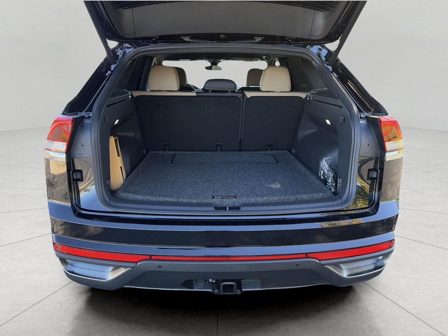 2026 Volkswagen Atlas Cross Sport 2.0T SE w/Technology 4MOTION