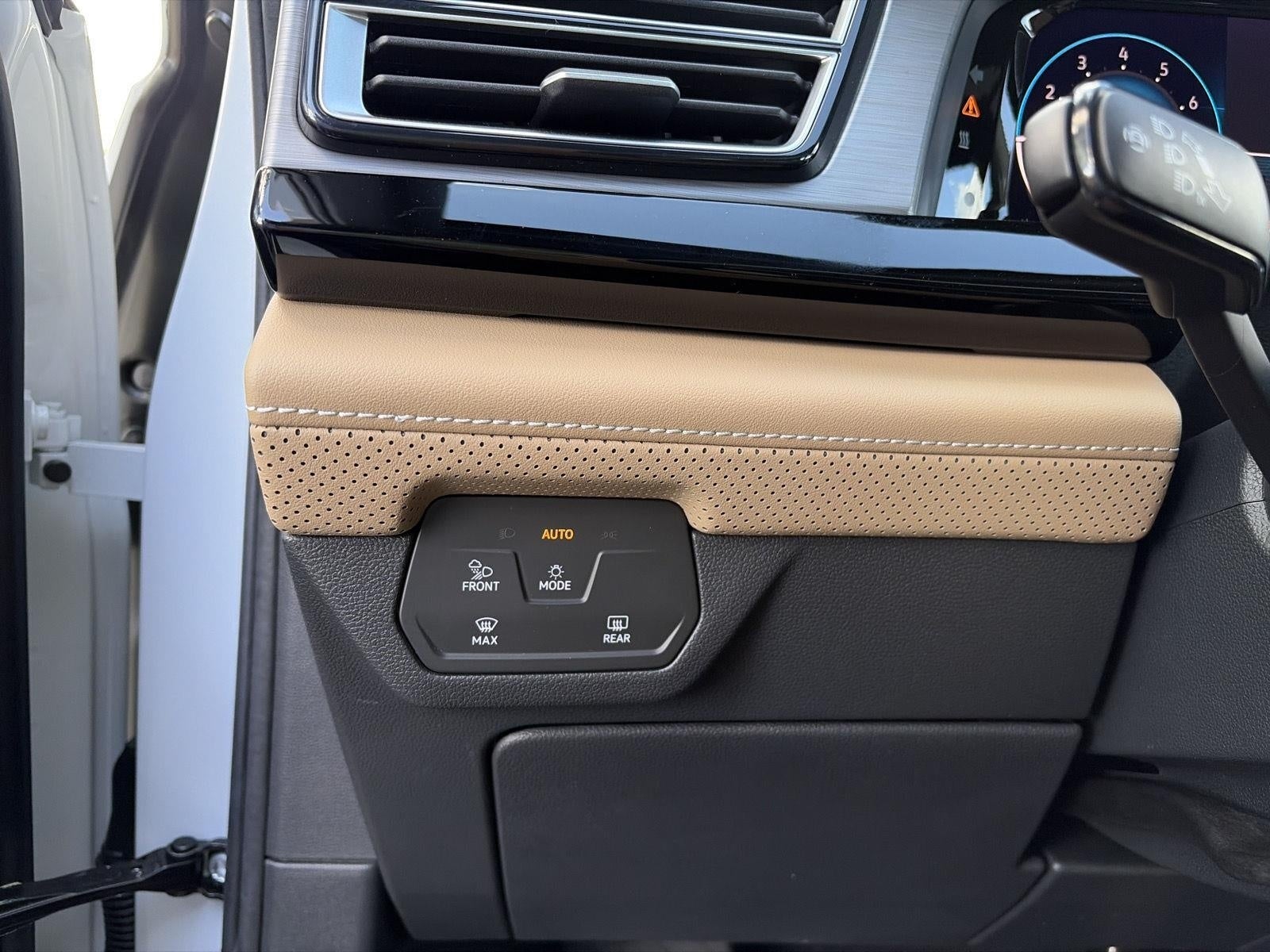 2026 Volkswagen Atlas Cross Sport 2.0T SE w/Technology 4MOTION