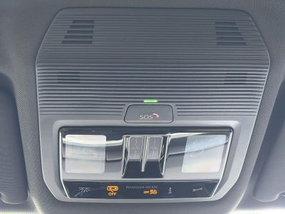2026 Volkswagen Atlas Cross Sport 2.0T SE w/Technology 4MOTION
