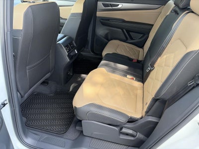 2026 Volkswagen Atlas Cross Sport 2.0T SE w/Technology 4MOTION