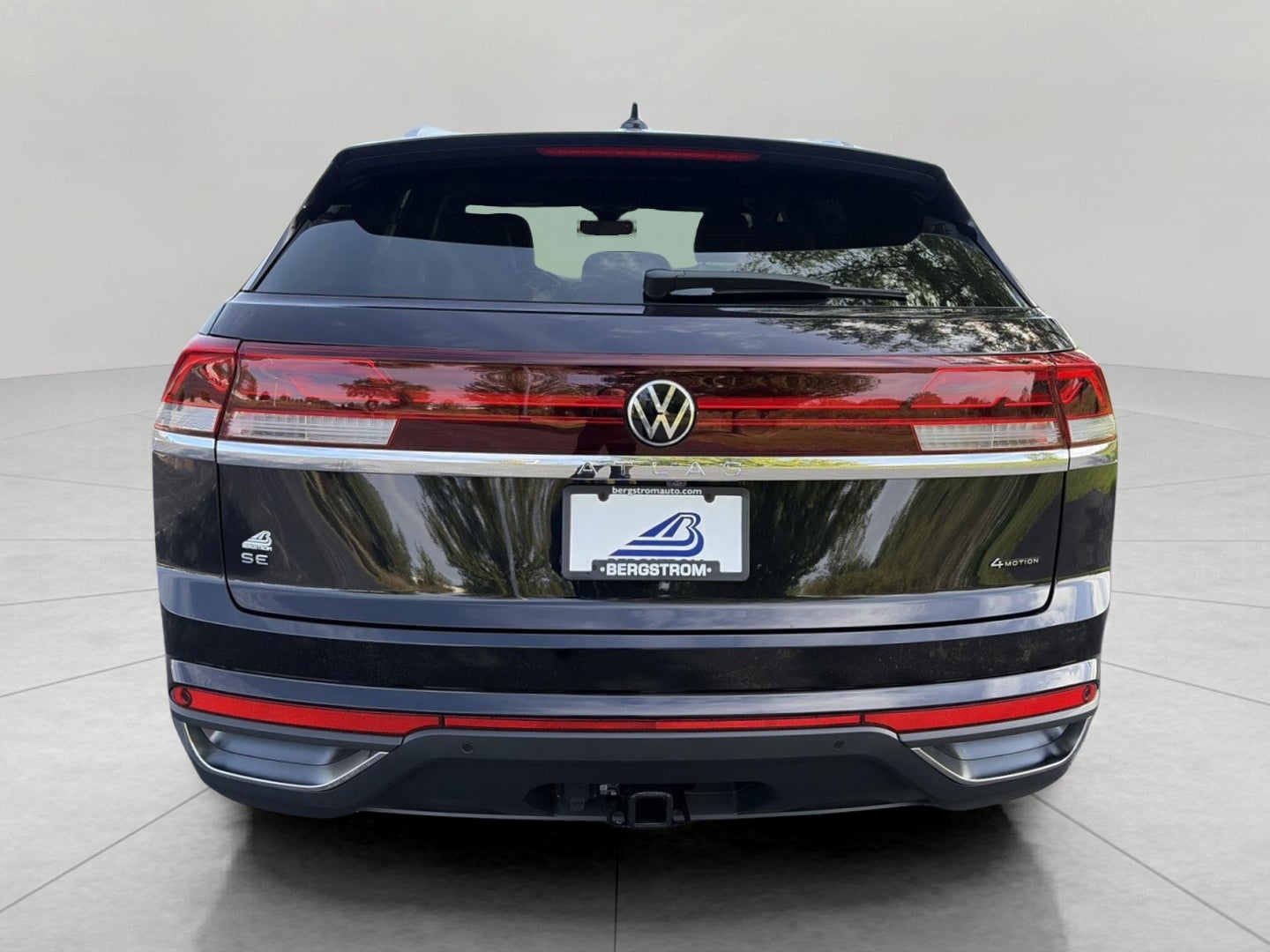 2026 Volkswagen Atlas Cross Sport 2.0T SE w/Technology 4MOTION