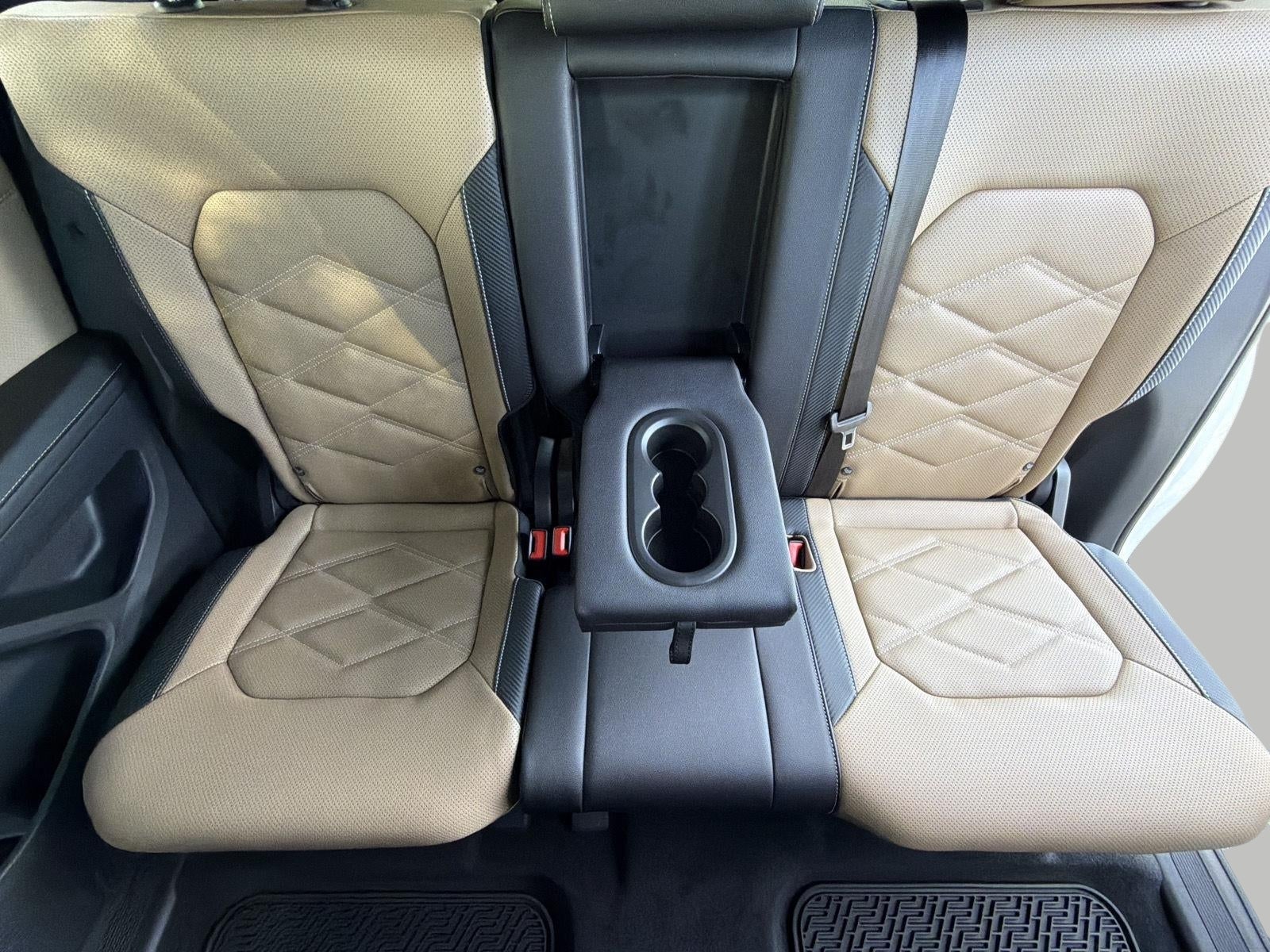 2026 Volkswagen Atlas Cross Sport 2.0T SE w/Technology 4MOTION