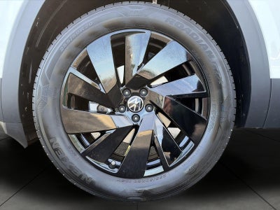 2026 Volkswagen Atlas Cross Sport 2.0T SE w/Technology 4MOTION