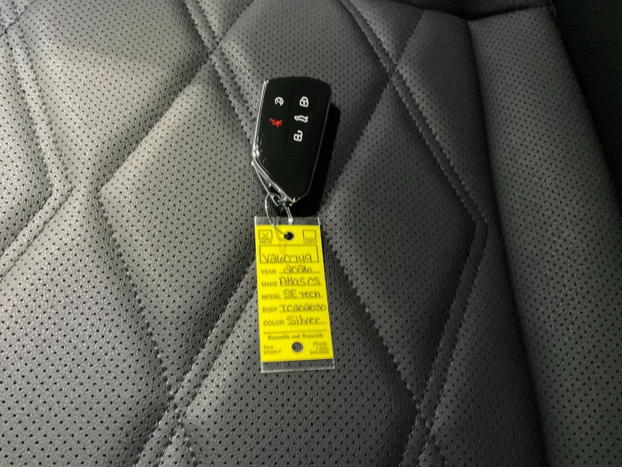 2026 Volkswagen Atlas Cross Sport 2.0T SE w/Technology 4MOTION