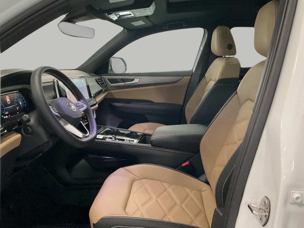 2026 Volkswagen Atlas Cross Sport 2.0T SE w/Technology 4MOTION