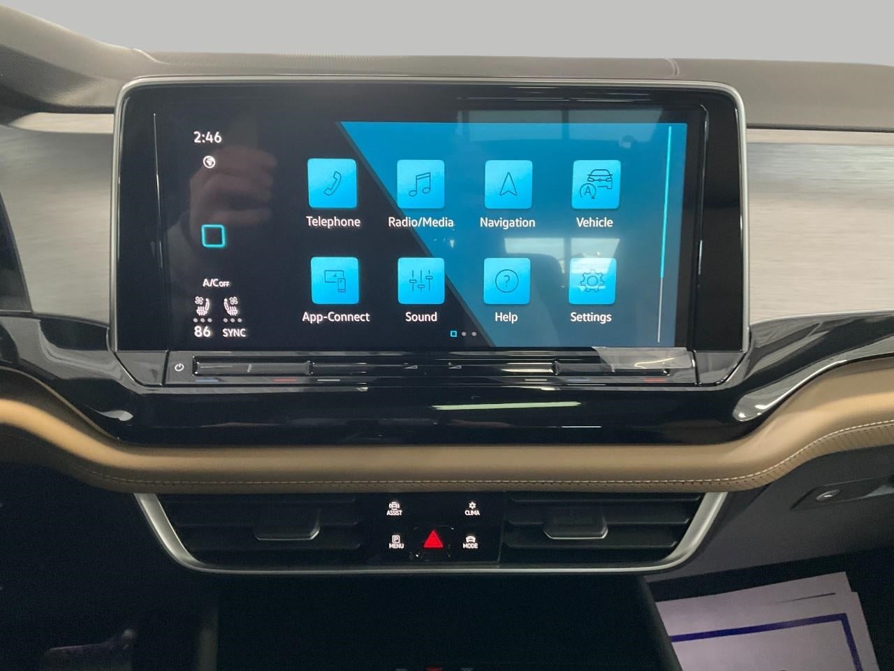 2026 Volkswagen Atlas Cross Sport 2.0T SE w/Technology 4MOTION