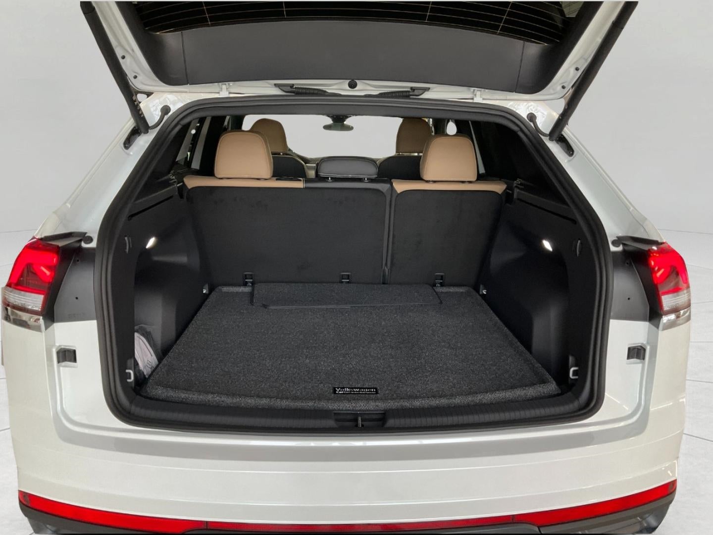 2026 Volkswagen Atlas Cross Sport 2.0T SE w/Technology 4MOTION