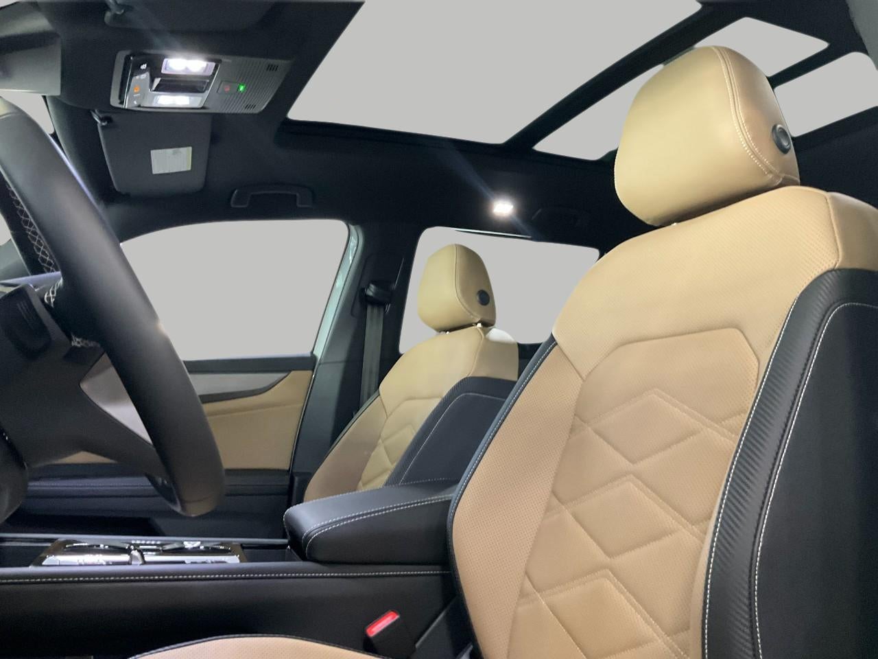 2026 Volkswagen Atlas Cross Sport 2.0T SE w/Technology 4MOTION