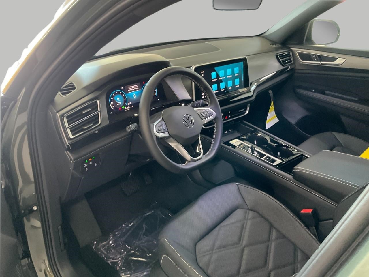 2026 Volkswagen Atlas Cross Sport 2.0T SE w/Technology 4MOTION
