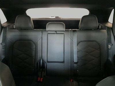 2026 Volkswagen Atlas Cross Sport 2.0T SE w/Technology 4MOTION