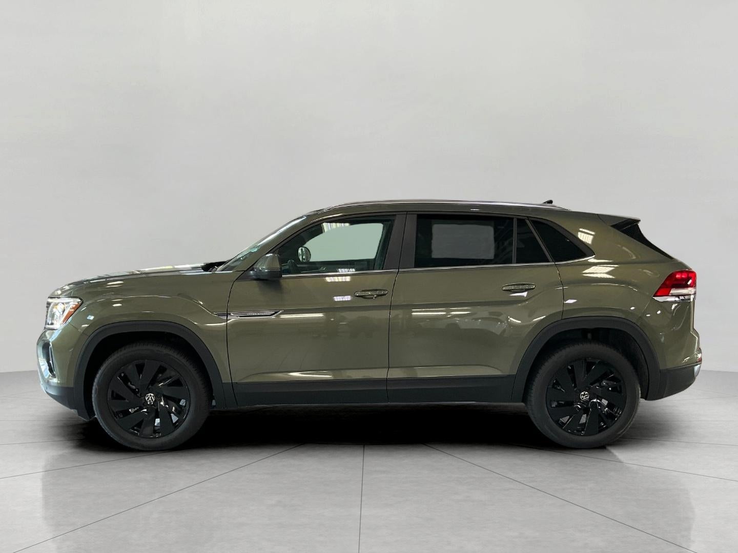 2026 Volkswagen Atlas Cross Sport 2.0T SE w/Technology 4MOTION