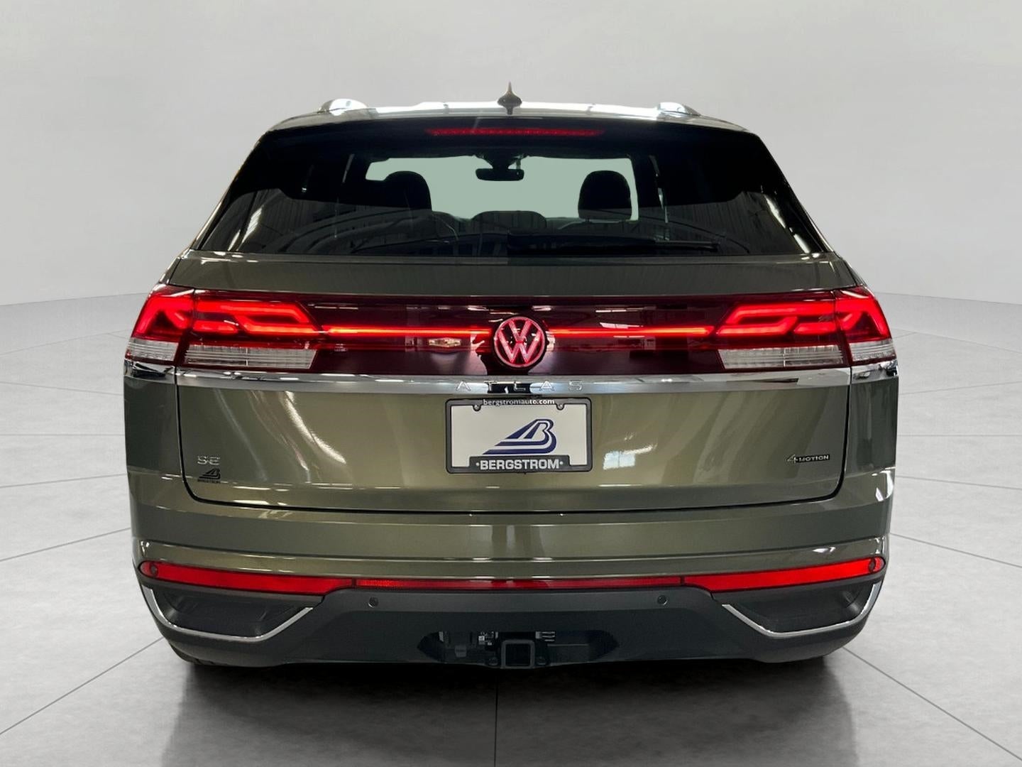 2026 Volkswagen Atlas Cross Sport 2.0T SE w/Technology 4MOTION