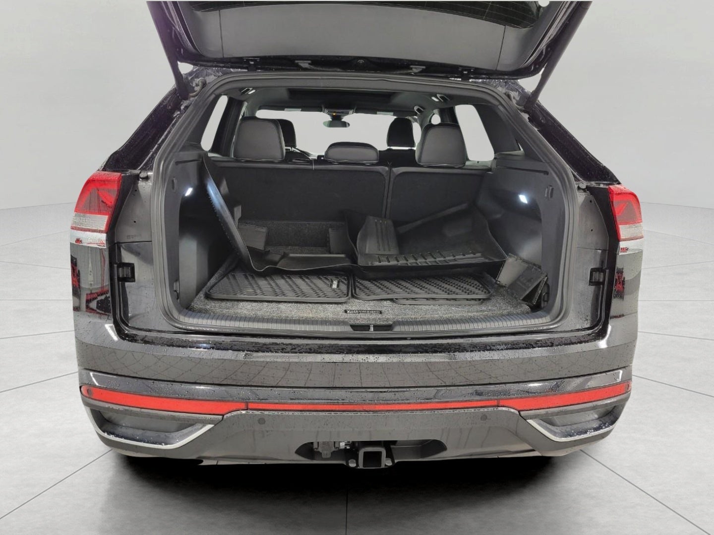 2024 Volkswagen Atlas Cross Sport 2.0T SE w/Technology 4MOTION