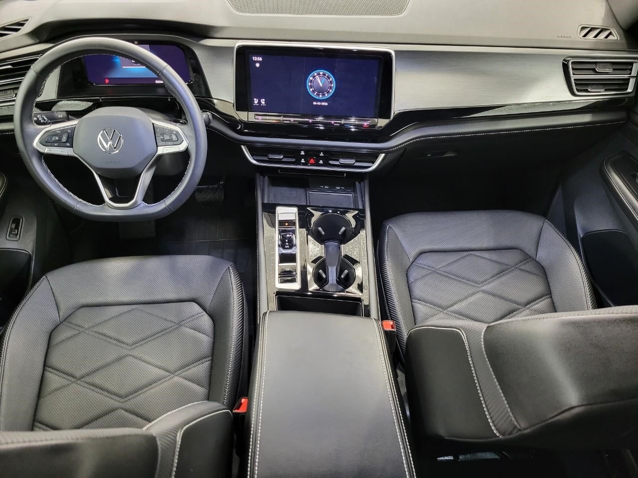 2024 Volkswagen Atlas Cross Sport 2.0T SE w/Technology 4MOTION