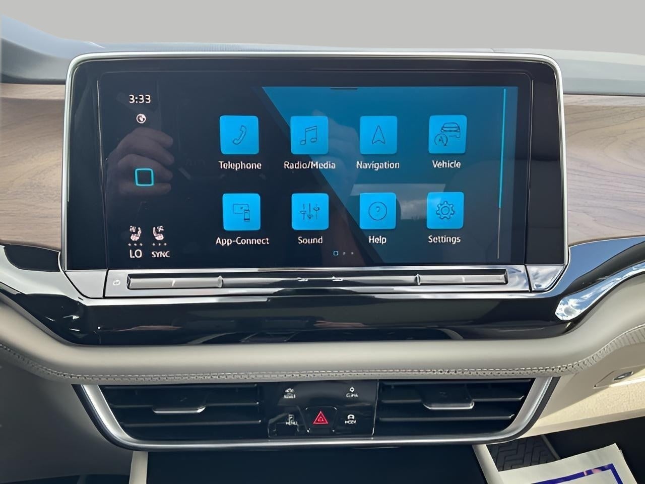 2026 Volkswagen Atlas 2.0T SE w/Technology 4MOTION