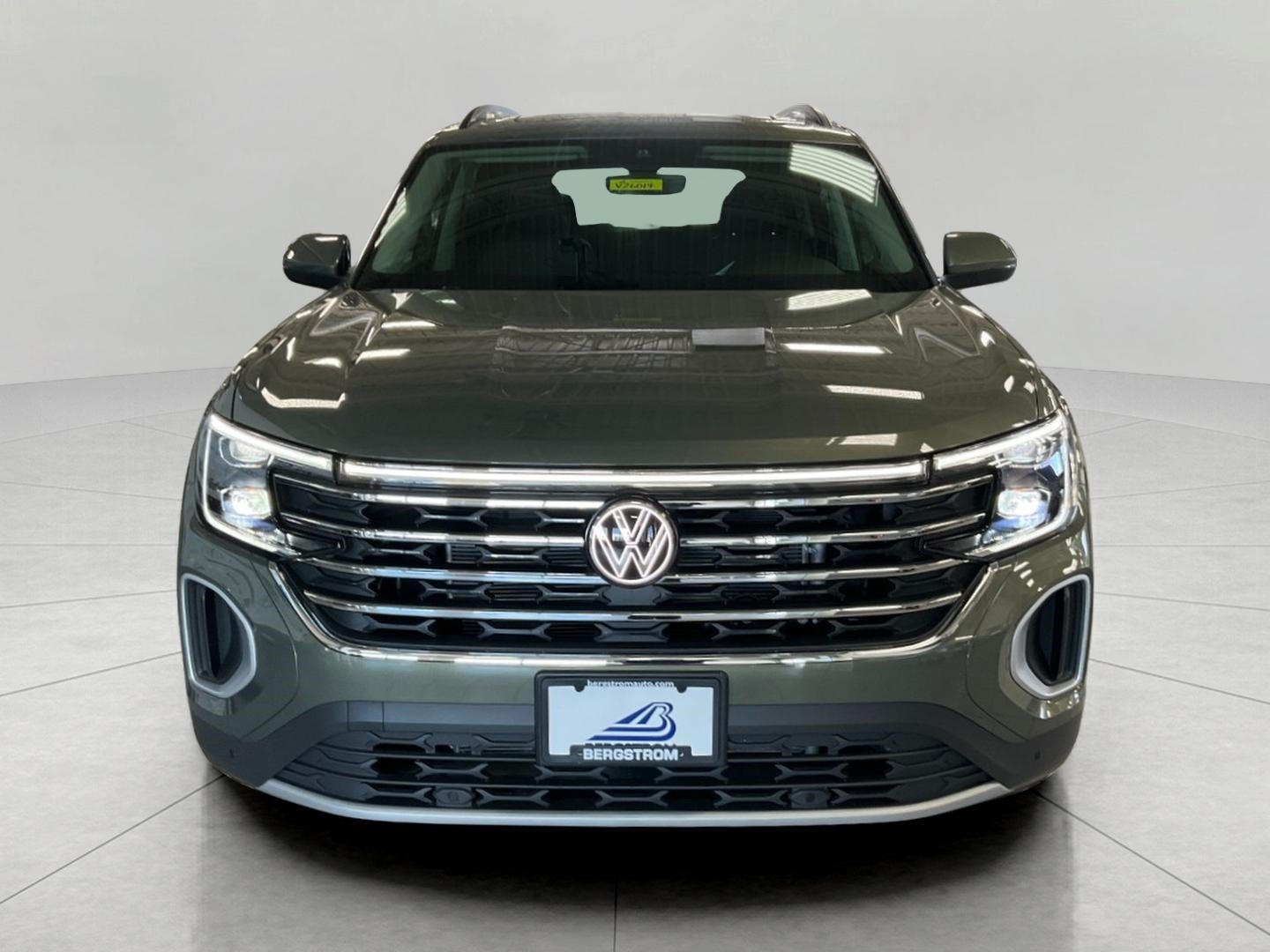 2026 Volkswagen Atlas 2.0T SE w/Technology 4MOTION