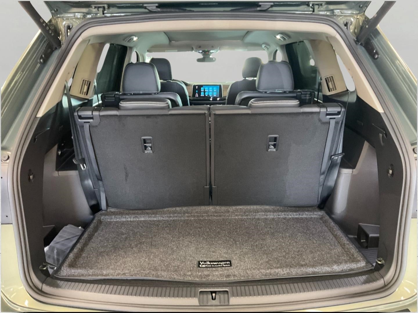 2026 Volkswagen Atlas 2.0T SE w/Technology 4MOTION