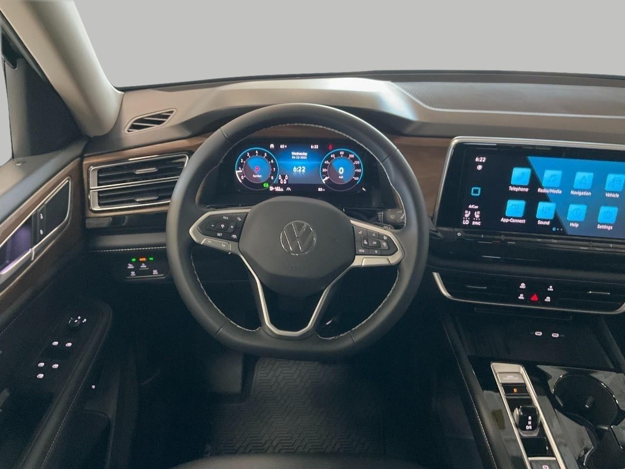 2026 Volkswagen Atlas 2.0T SE w/Technology 4MOTION