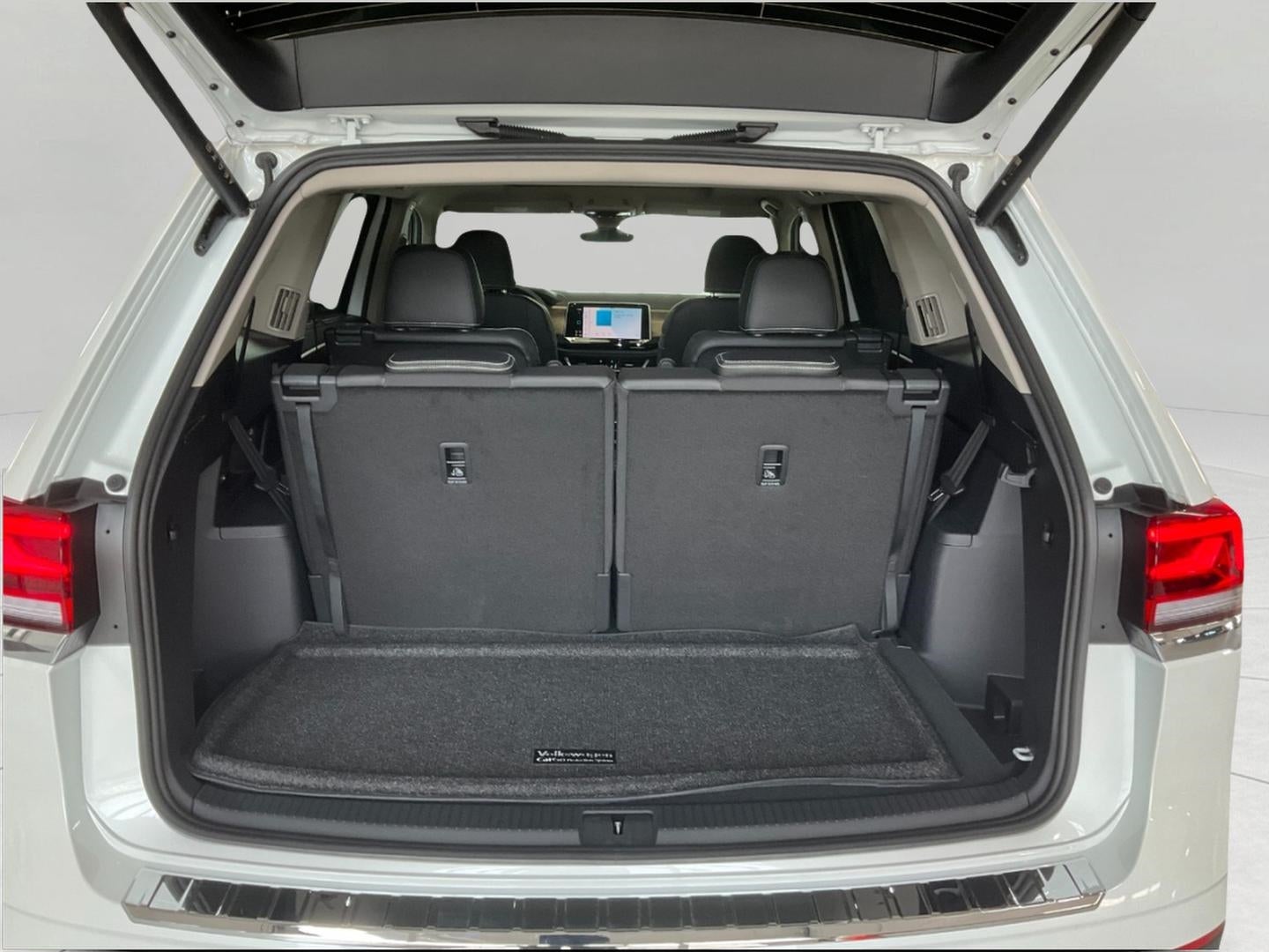 2026 Volkswagen Atlas 2.0T SE w/Technology 4MOTION