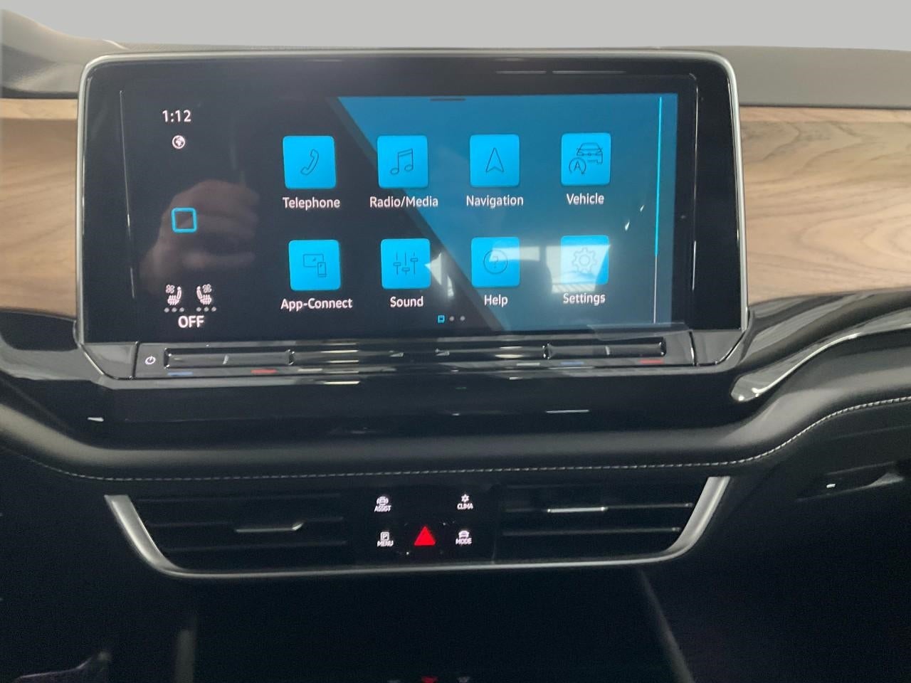 2026 Volkswagen Atlas 2.0T SE w/Technology 4MOTION