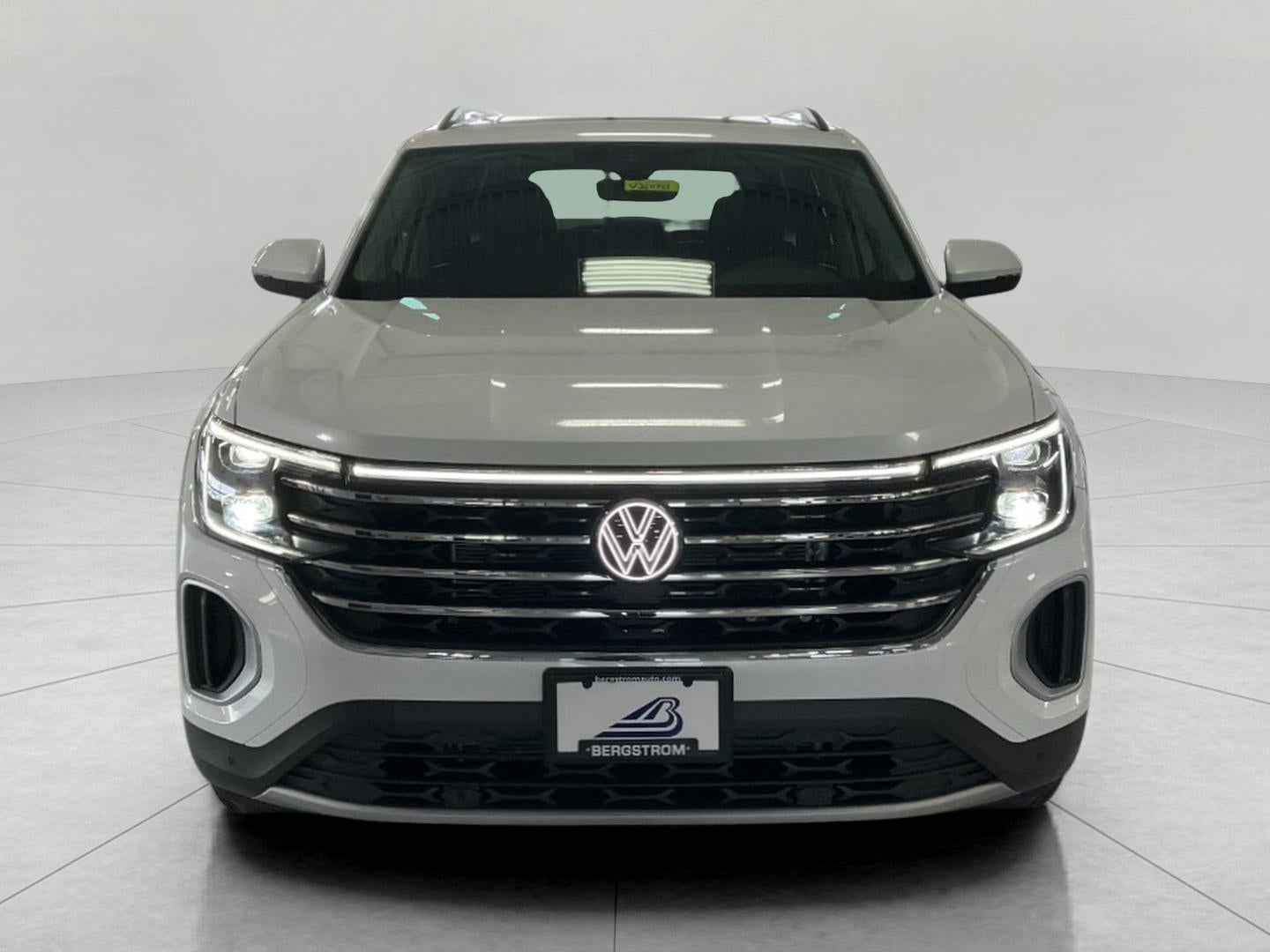 2026 Volkswagen Atlas 2.0T SE w/Technology 4MOTION
