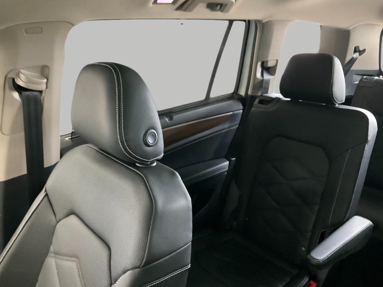 2026 Volkswagen Atlas 2.0T SE w/Technology 4MOTION