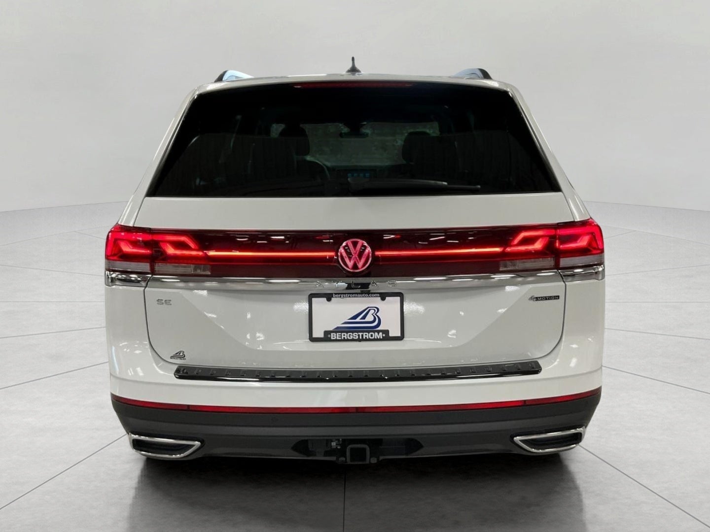 2026 Volkswagen Atlas 2.0T SE w/Technology 4MOTION