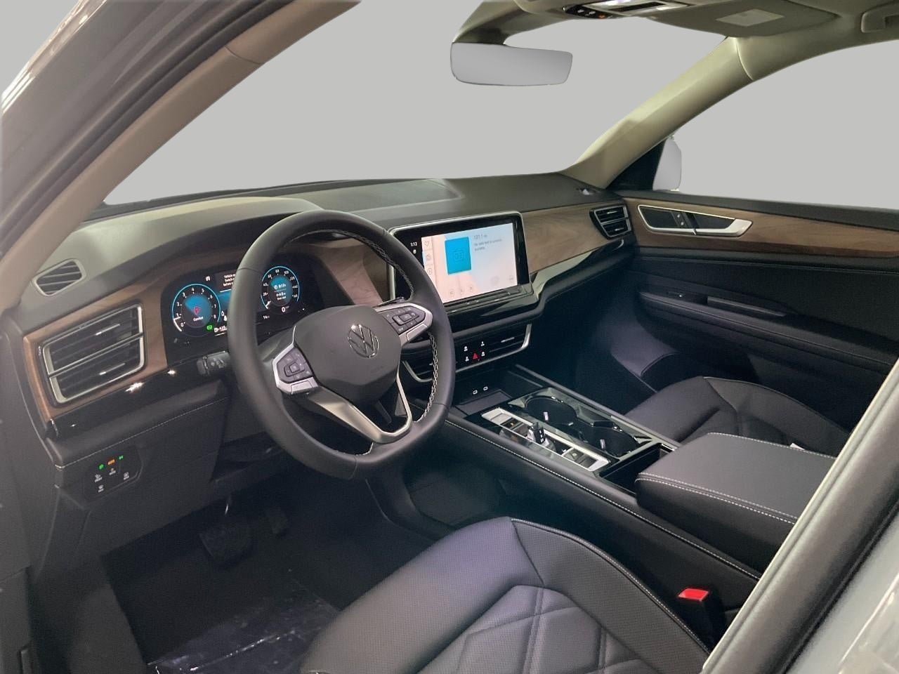 2026 Volkswagen Atlas 2.0T SE w/Technology 4MOTION