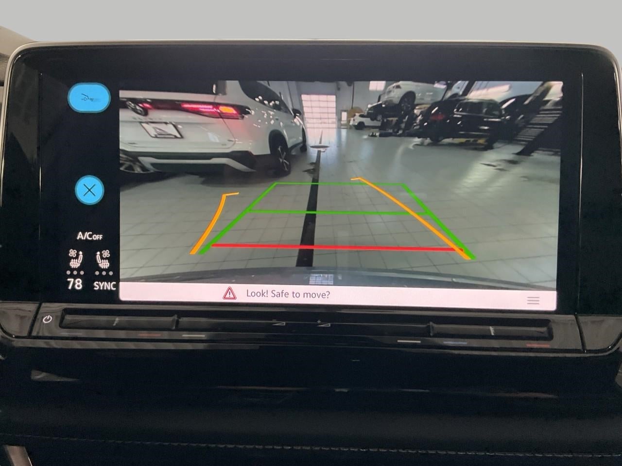 2026 Volkswagen Atlas Cross Sport 2.0T SE 4MOTION