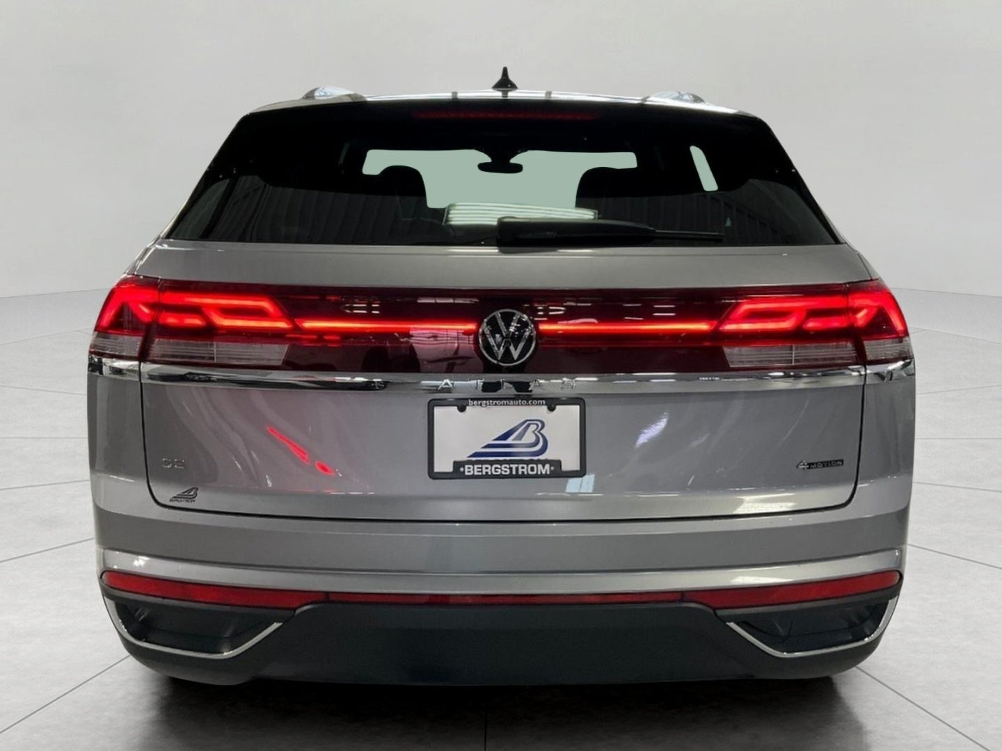 2026 Volkswagen Atlas Cross Sport 2.0T SE 4MOTION