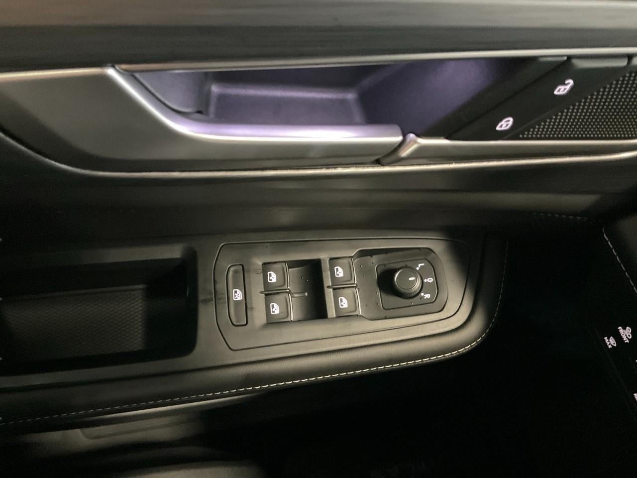 2026 Volkswagen Atlas Cross Sport 2.0T SE 4MOTION