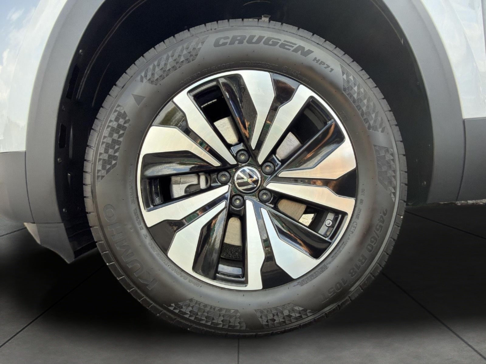 2026 Volkswagen Atlas Cross Sport 2.0T SE 4MOTION
