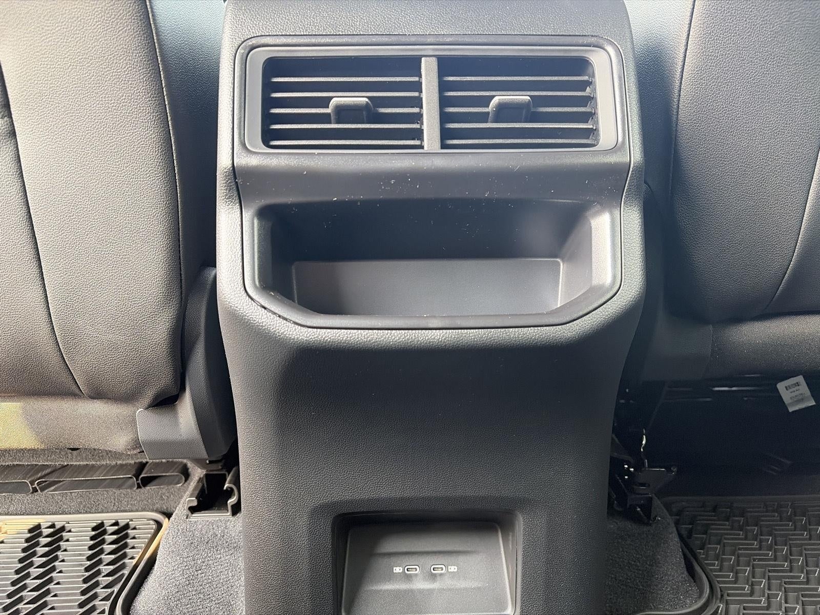 2026 Volkswagen Atlas Cross Sport 2.0T SE 4MOTION