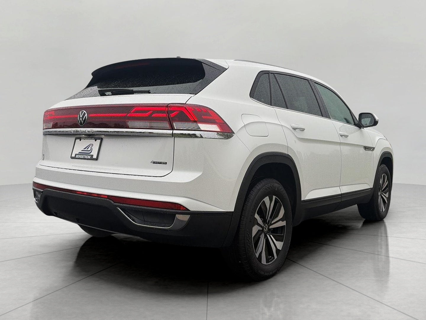 2026 Volkswagen Atlas Cross Sport 2.0T SE 4MOTION