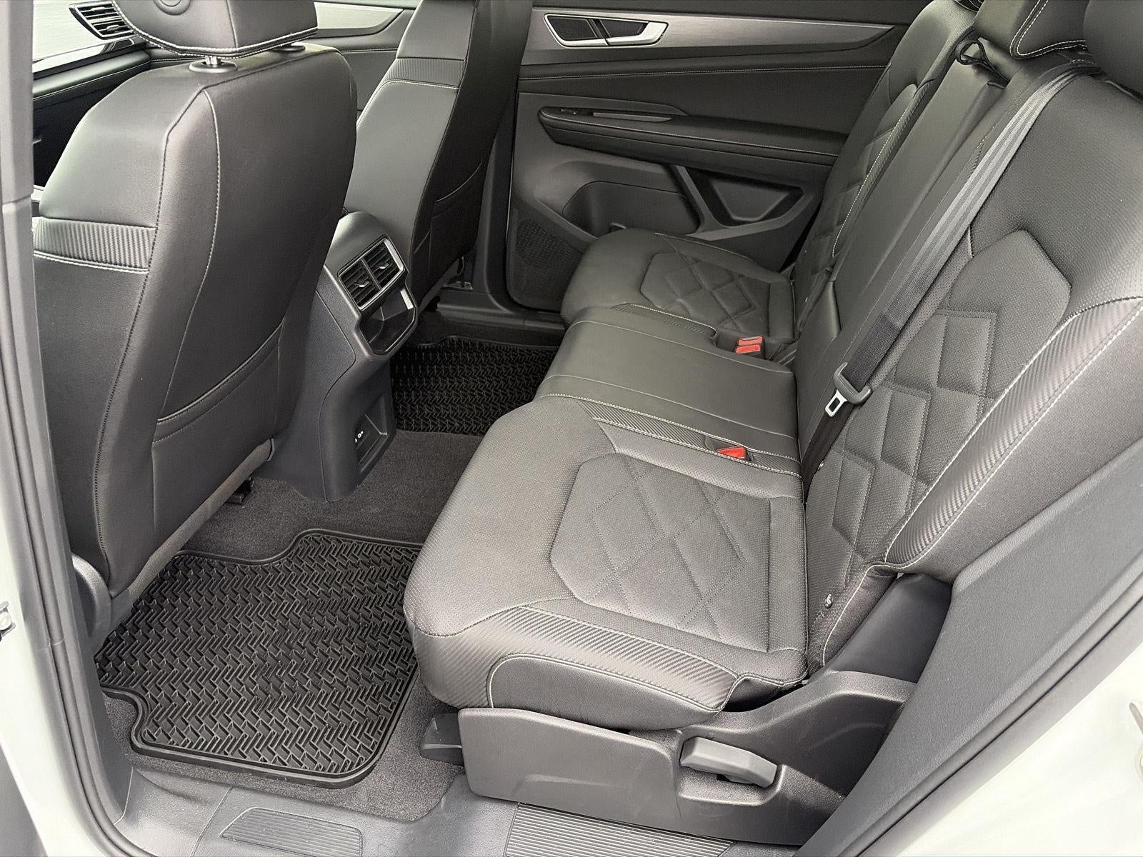 2026 Volkswagen Atlas Cross Sport 2.0T SE 4MOTION