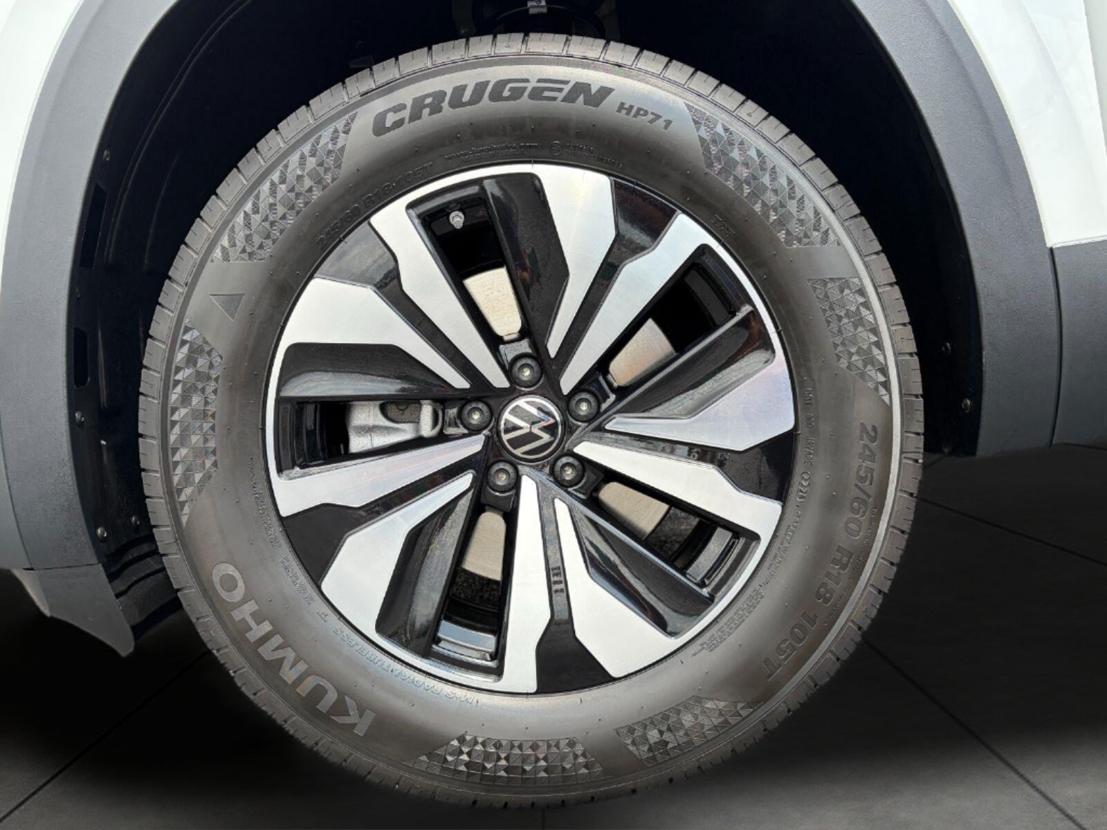 2026 Volkswagen Atlas Cross Sport 2.0T SE 4MOTION