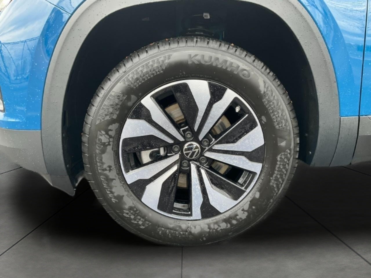 2026 Volkswagen Atlas Cross Sport 2.0T SE 4MOTION