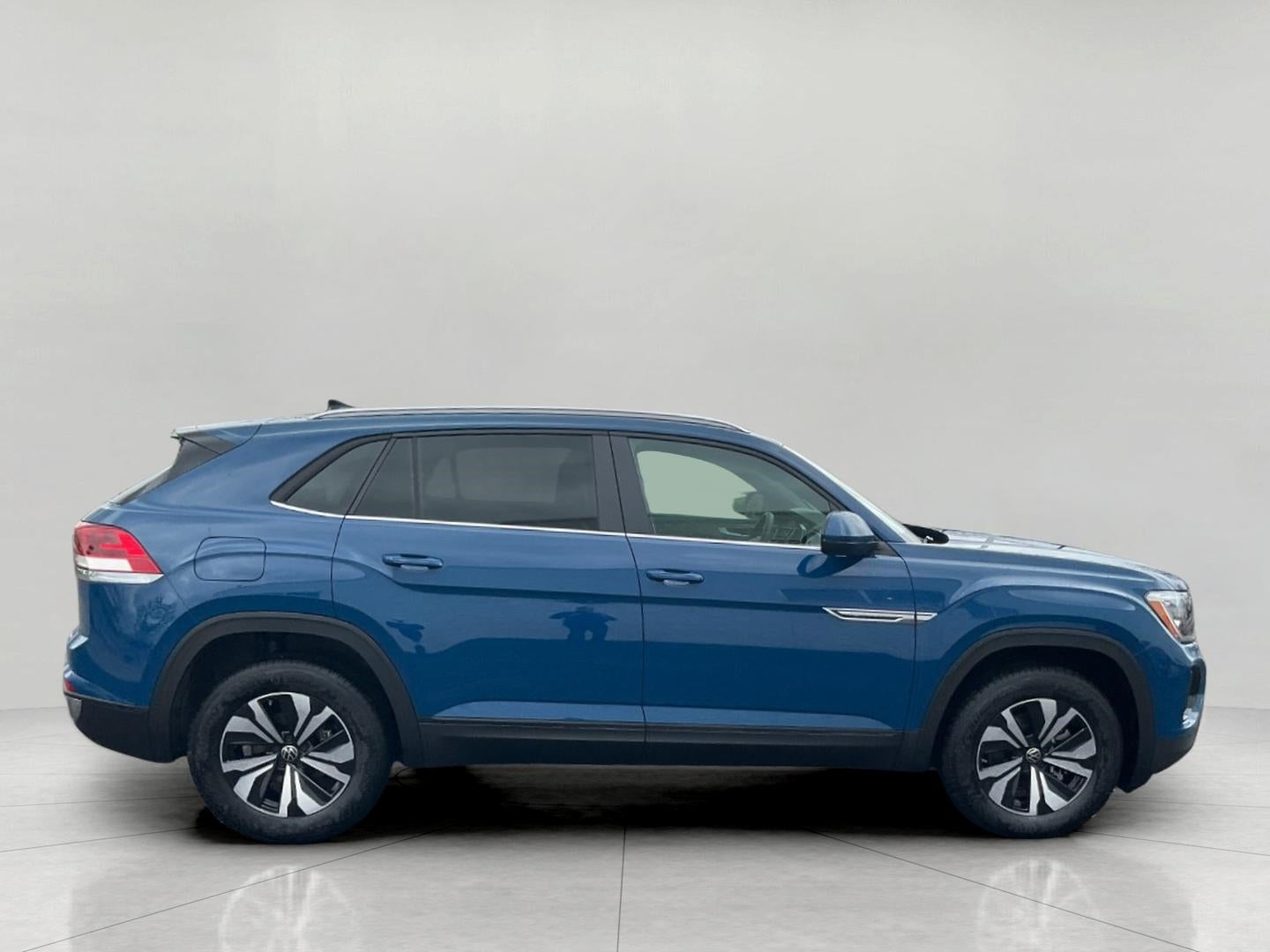 2026 Volkswagen Atlas Cross Sport 2.0T SE 4MOTION