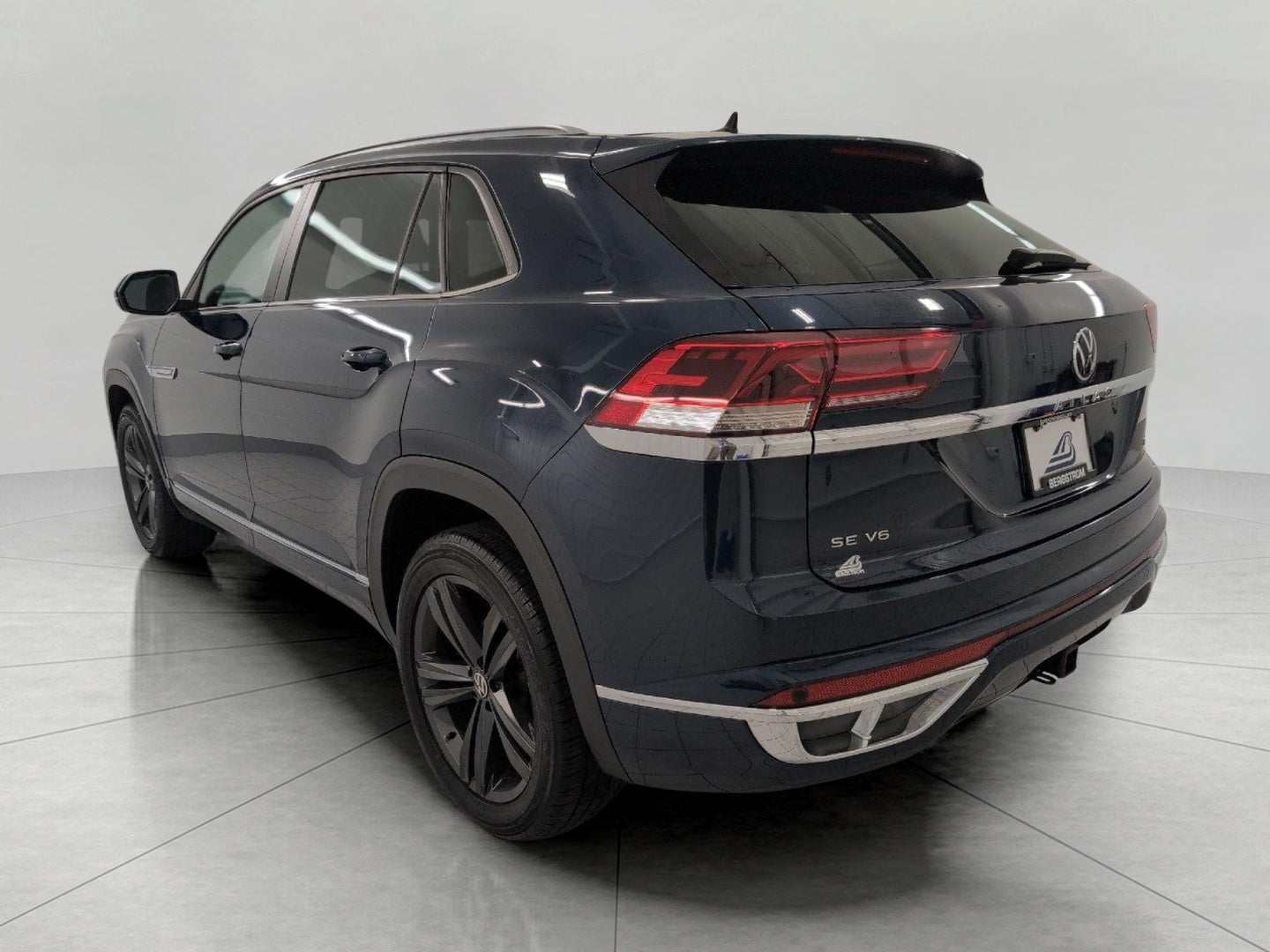 2021 Volkswagen Atlas Cross Sport 3.6L V6 SE w/Technology R-Line 4MOTION