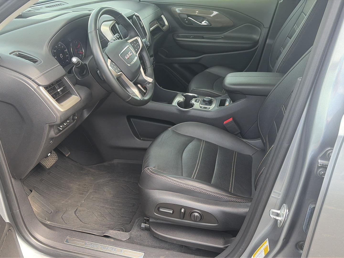 2023 GMC Terrain AWD 4dr Denali